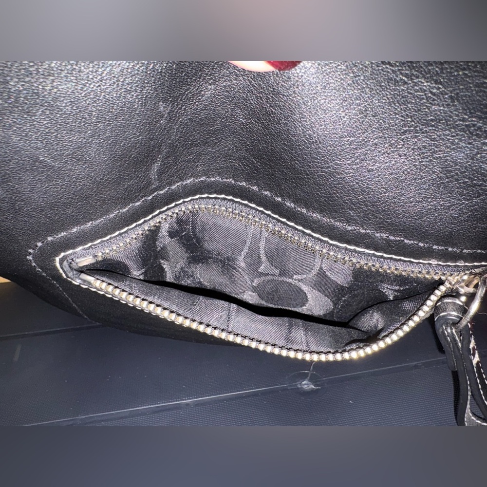COACH Legacy Soho Vintage Slim Shoulder Duffle Hobo Convertible Leather Bag - Picture 7 of 15